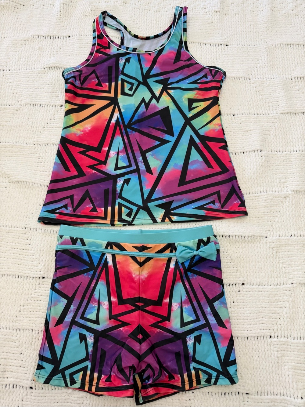 Girls 2-Piece Tankini Swimsuit Set Size 15T Colorful Geometric Swimwear